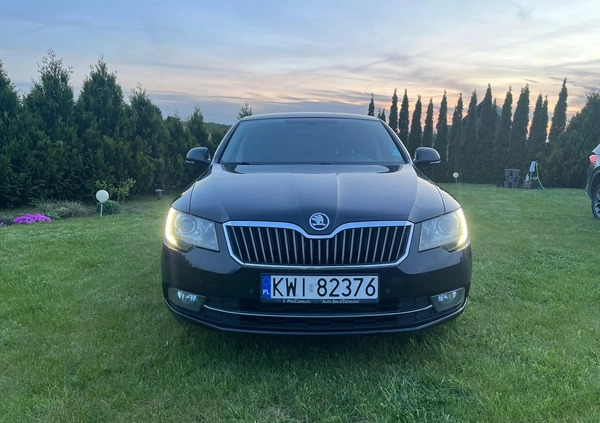 Skoda Superb cena 37900 przebieg: 369000, rok produkcji 2015 z Wieliczka małe 191